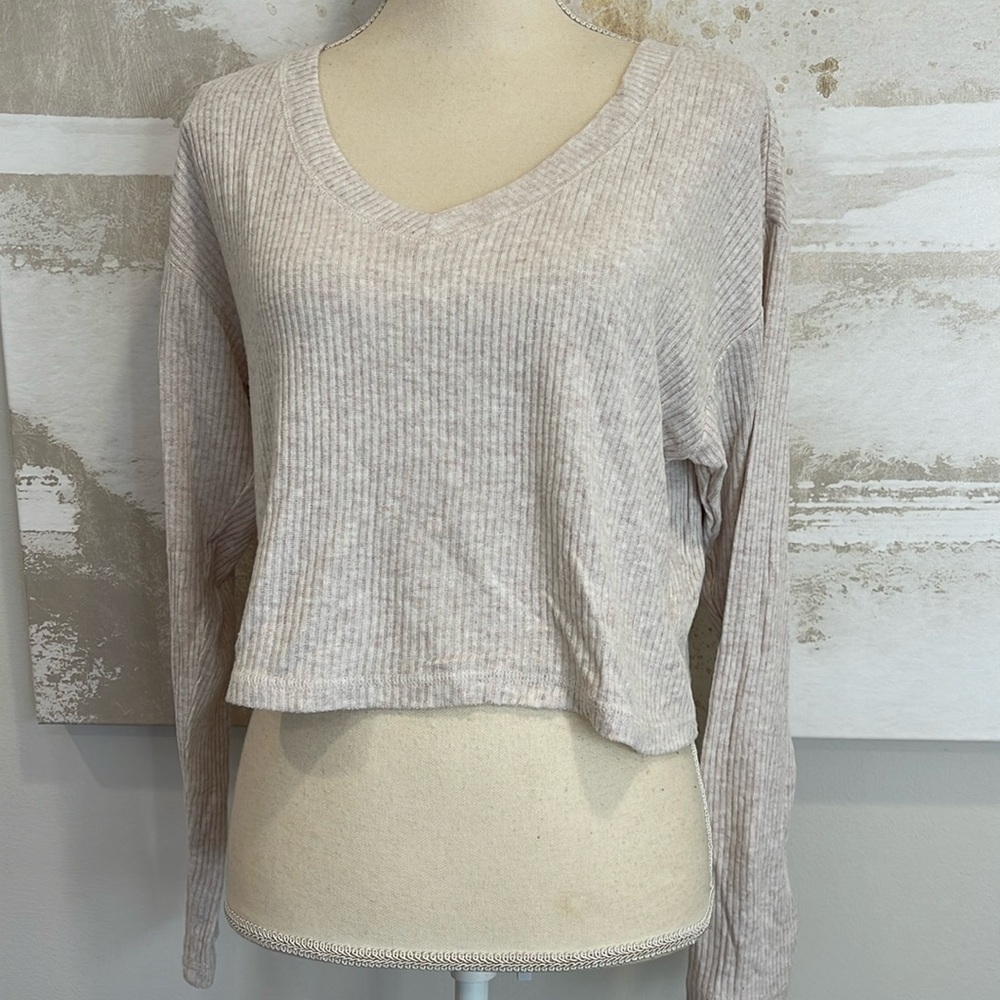 Garage Long Sleeve lightweight sweater top size small